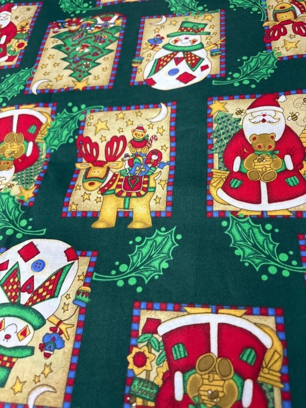 Signature Classics Christmas Cotton Fabric 25